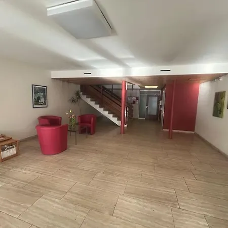 Apartment Ferienunterkunft Mit Sonnenterrasse *