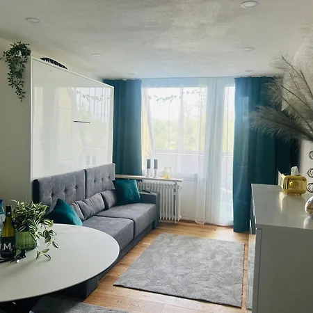 Apartment Ferienunterkunft Mit Sonnenterrasse
